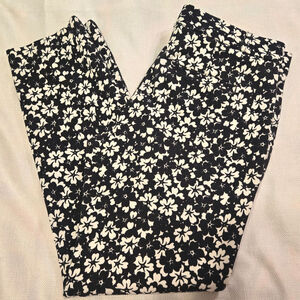 BANANA REPUBLIC Black White Floral Sloan Trousers Size 6